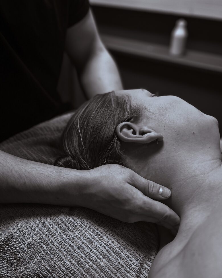 niska-hartiakipu-hieronta-helsinki